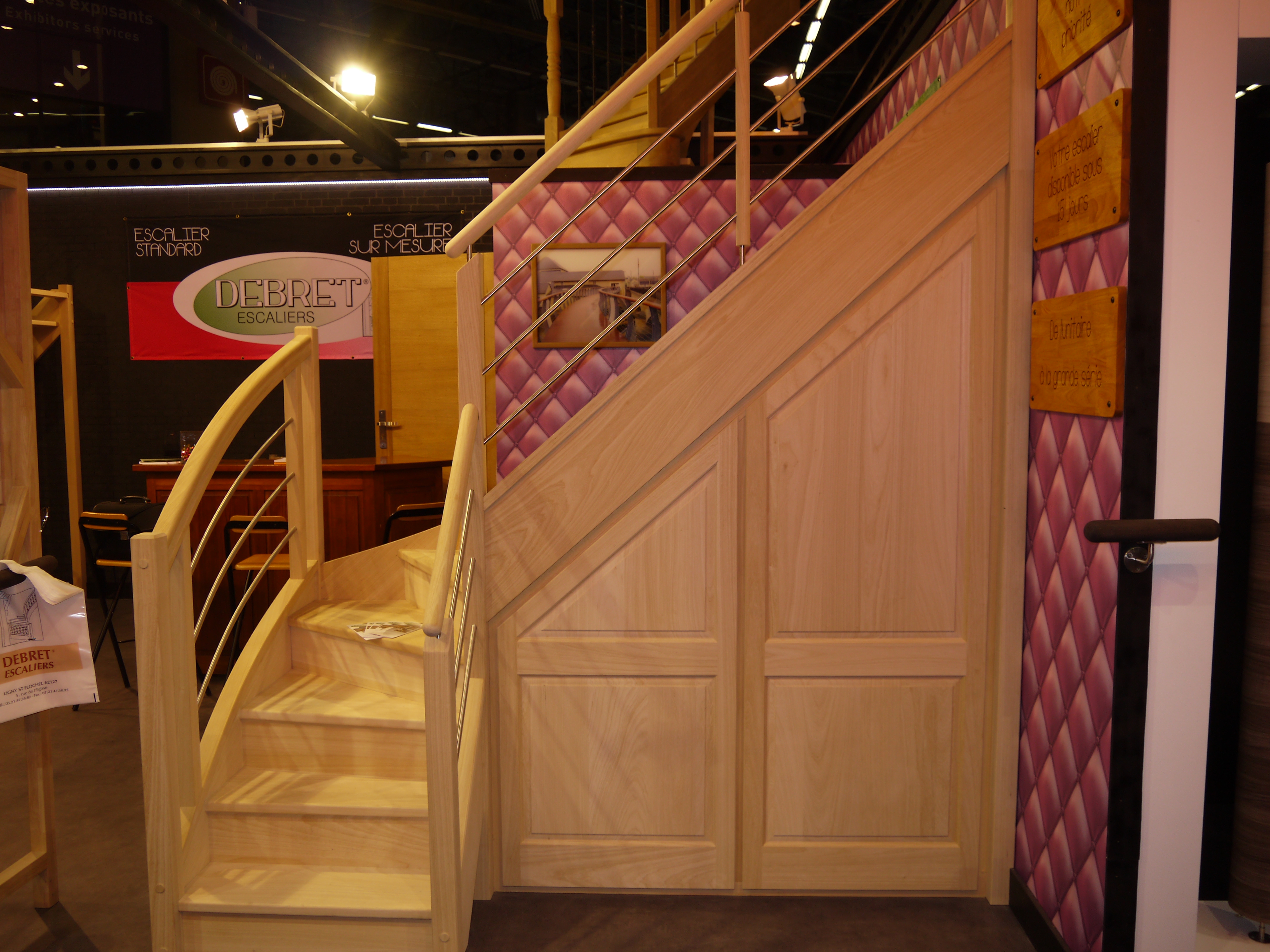 Meuble escalier, meuble d'appoint, collection jura